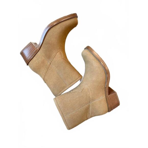 MIA Shoes - NEW MIA women's dagny boot in tan